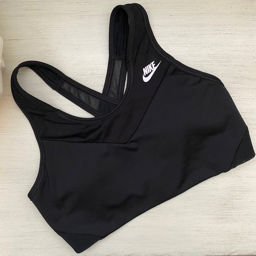 Nike Dri-fit criss cross back sports bra